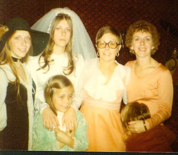 Donna, Dianne, Cyn, Pat & Dawn 11/29/75