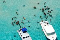 Helicopter ride over Stingray City in Grand Cayman